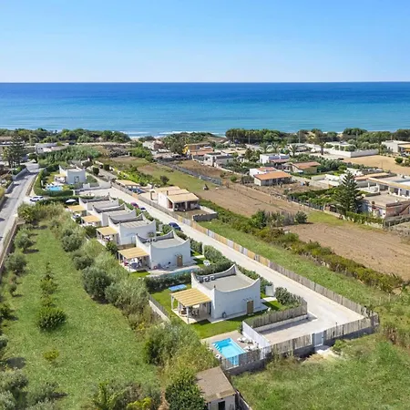 ヴィラ Gialla By *